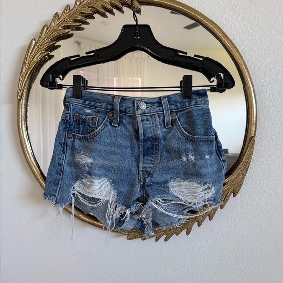 Levi's 501 Medium Indigo Distressed Denim Shorts - Picture 5 of 9